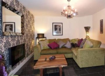 Ger Y Mor - – 4 star cottage sleeping 7 located in the town of Aberystwyth