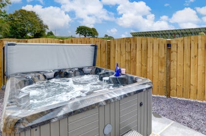 Luxury Cottages With Hot Tubs In Wales Hot Tub Cottages Wales